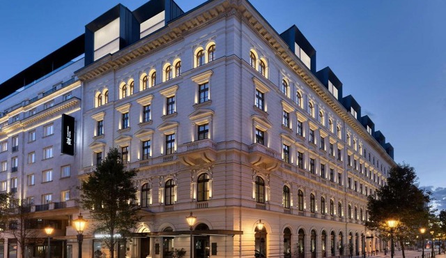Dorothea Hotel, Budapest, Autograph Collection