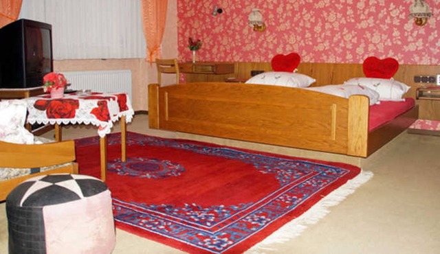 Double + - Bayerischer Hof