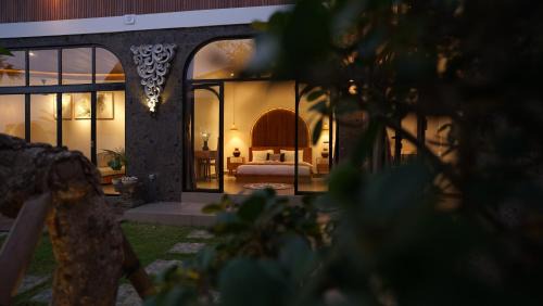Double J 2BDR Private Villa