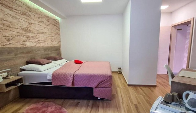 Double or Twin Room With Private Bathroom (A5)