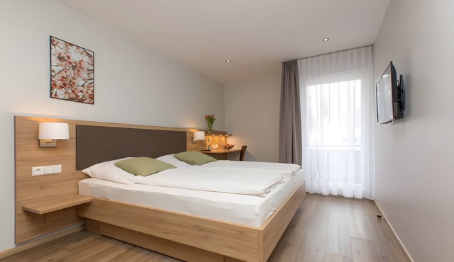 Double Room 3 with Balcony and Wi-Fi