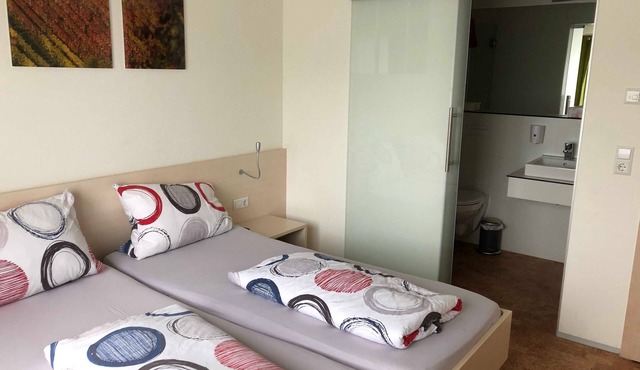 Double room 8 - Müllers Weingut und Weinstube im Auerberg