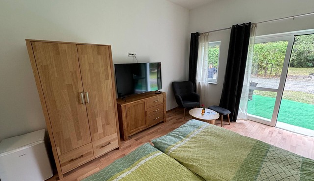 Double room 9 - Bed & Breakfast am Waldgürtel