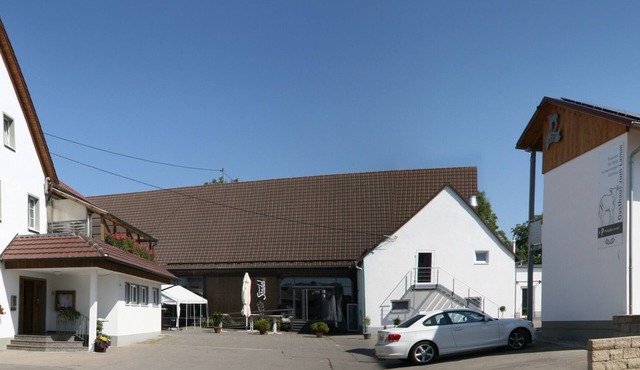 Double Room for 2 Guests with 21m² in Blaubeuren (73363)