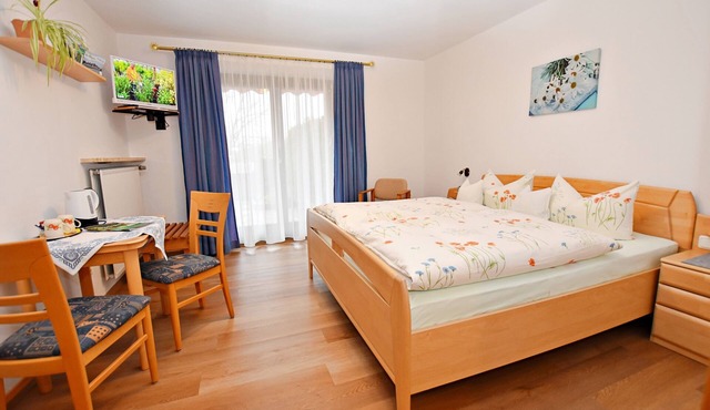 Double room for 2 guests with 23m² in Bad Bayersoien (117853)