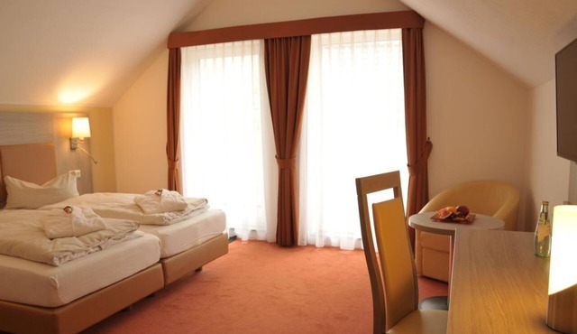 Double Room "Moijisch" Shower/WC - Vulkanhotel balance selfness