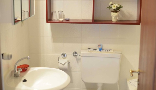 Double room/overnight stay Enzian with south-facing balcony - Landhaus Windrose