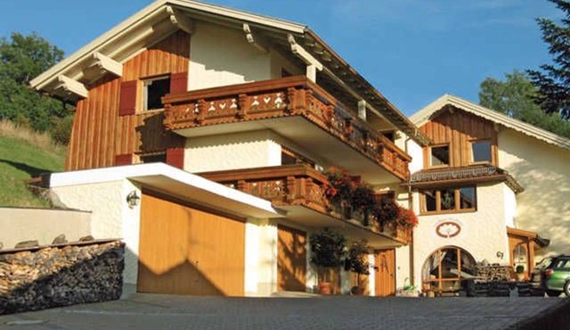 Double room/overnight stay with south-facing balcony 3 - Landhaus Windrose