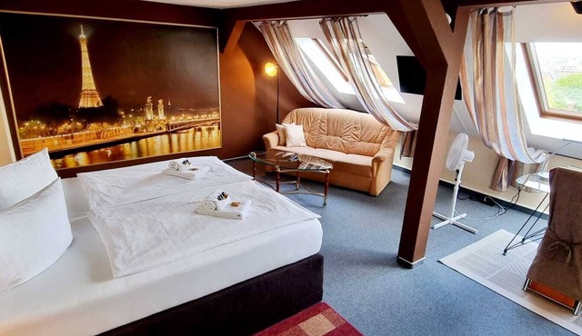 Double room-Shared Bathroom-Doppel Pension