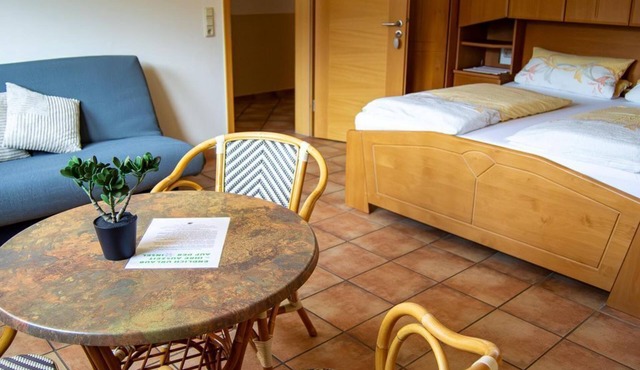 Double room "Sunset" - Ferienweingut Kreuz-Bauer