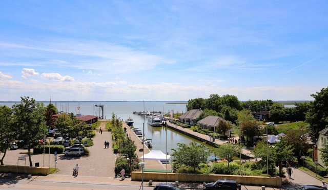 Double room with balcony and Bodden view directly at the harbor of Wustrow