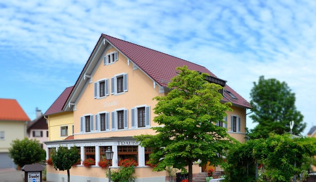 Double room with balcony, shower and WC, max. 2 persons