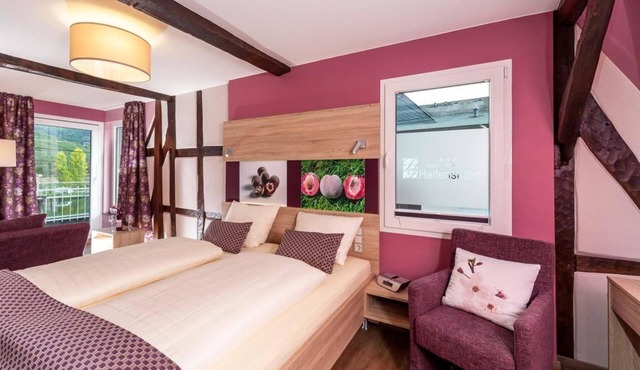 Double Room with Moselle View/Balcony - Hotel Weinhaus Halfenstube