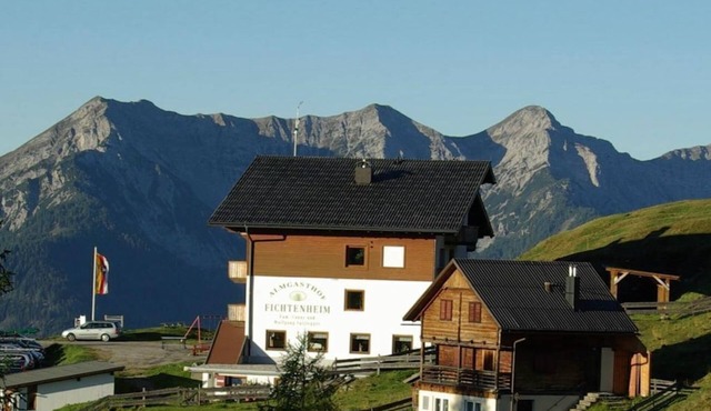 Double room with north-facing balcony - Almhotel Fichtenheim