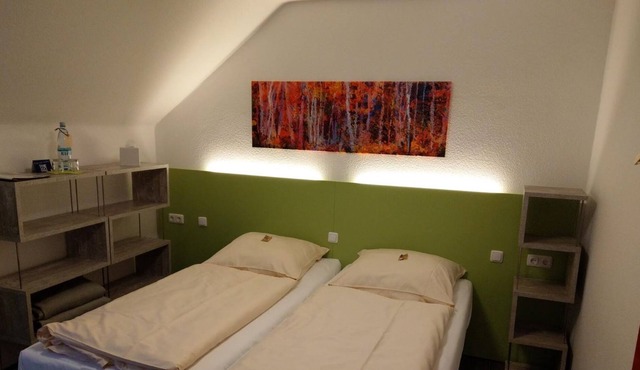 Double Room with Shared Bathroom - Haus Diefenbach, Pension Ferienwohnungen