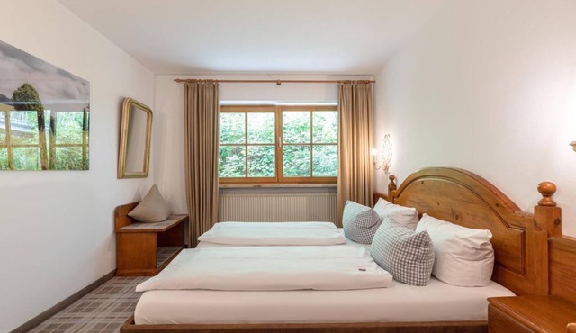 Double room without balcony - Hotel Blaue Gams