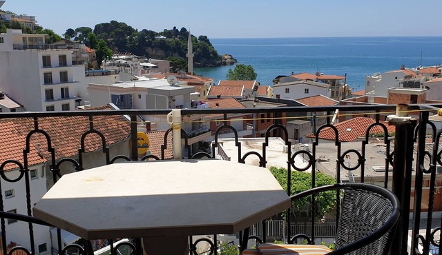 Double sea view studio with kitchen
