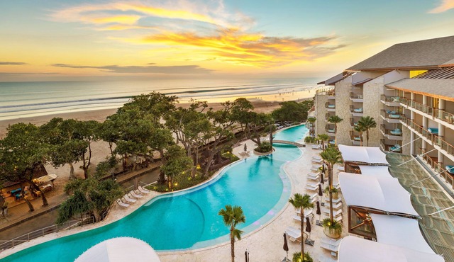 Double-Six Luxury Hotel