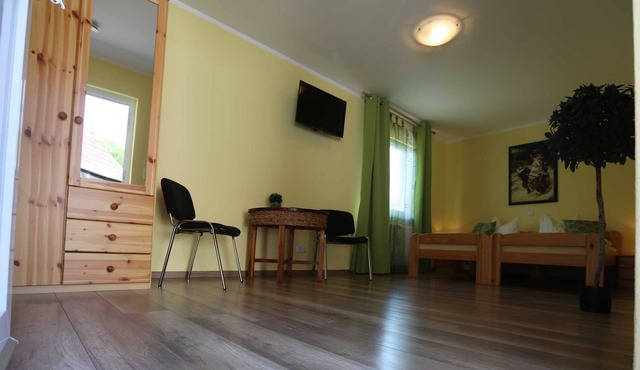 Double Standard 4 - Corners. Inn - Westerwald