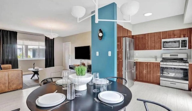 Double Suite 3BD/3 BA Lincoln Suites Miami Beach