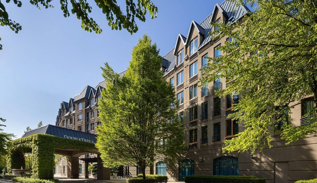 DoubleTree by Hilton North Vancouver