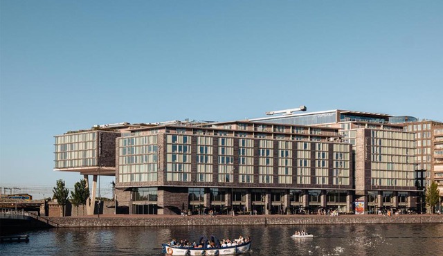 DoubleTree by Hilton Amsterdam Centraal Station