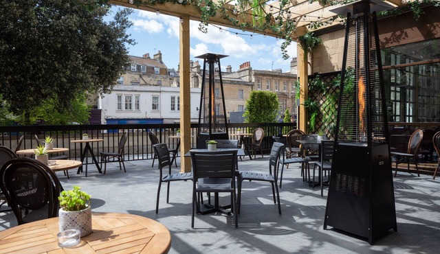 Doubletree by Hilton Bath