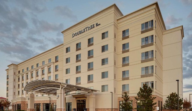 DoubleTree by Hilton Denver International Airport, CO