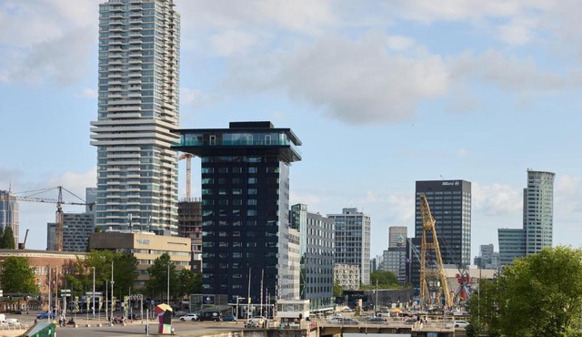 DoubleTree by Hilton Rotterdam Centre