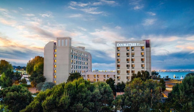 DoubleTree by Hilton San Francisco Airport