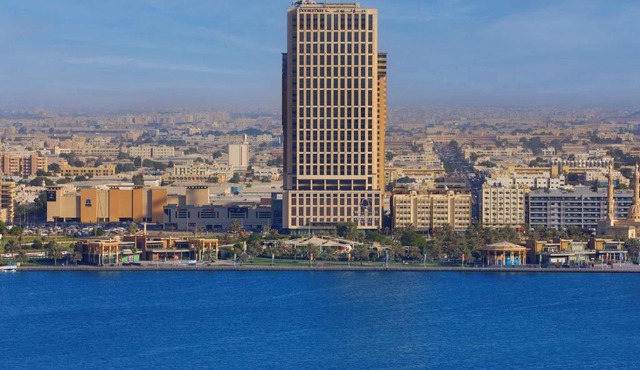 DoubleTree by Hilton Sharjah Waterfront Hotel And Residences
