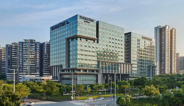DoubleTree by Hilton Shenzhen Airport Residences