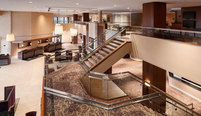 Doubletree by Hilton Somerset Hotel and Conference Center