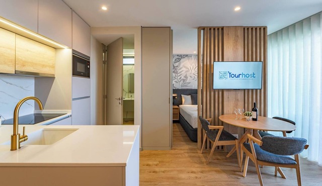 Douro Tower - Pool, 360cº View, AC & Free Parking