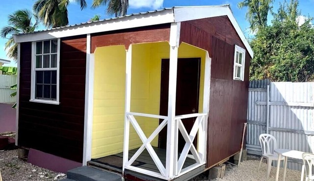 Dover Beach Tiny House w kitchen