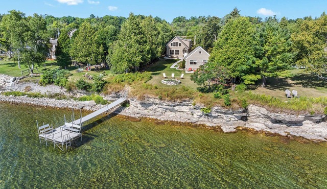 Downtown Baileys Harbor Waterfront: Limestone Edge