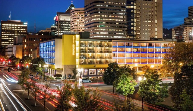 Downtown Escape: Unwind in Your Comfortable Room Across Waterfront Park