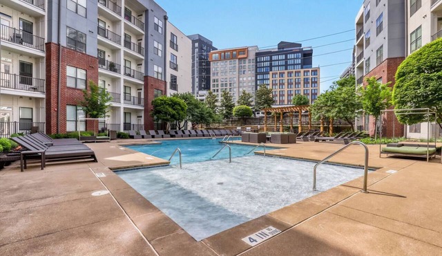 Downtown in the Gulch - 2bed/2bath - Stay like you live here!