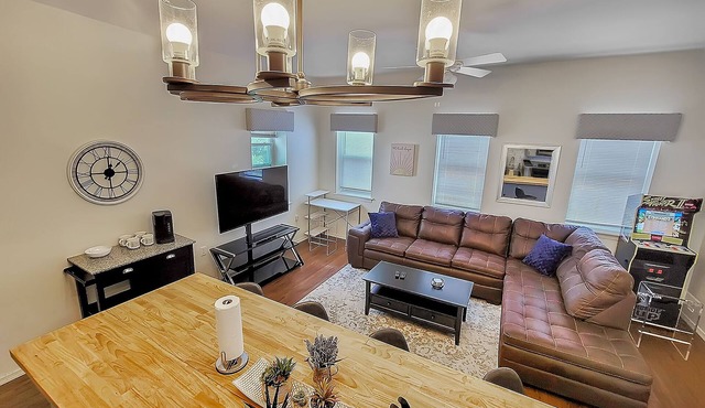 Downtown Lehighton bnb! 5min drive to Jim Thorpe!