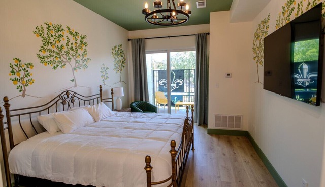 Downtown Ocean Springs Suite 208
