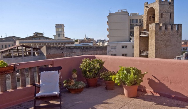 Downtown penthouse with tower view - Cozy penthouse facing to the tower