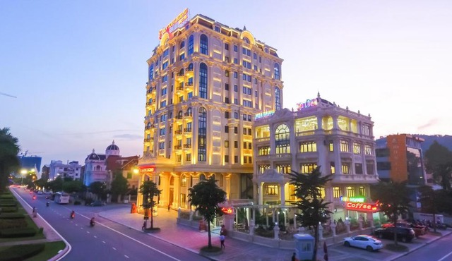 Dragon Legend Hotel