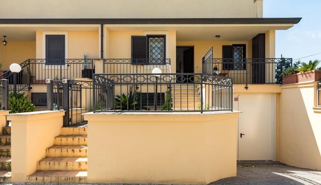 DRAGONA HOUSE
