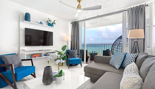Dream Beachfront Vacation King Bed W/D Parking