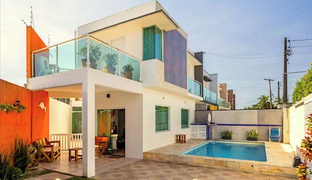 Dream House (Beach) - With Pool, BBQ and Pizza Oven.