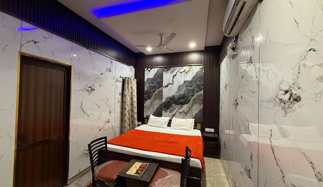 Dream Lounge