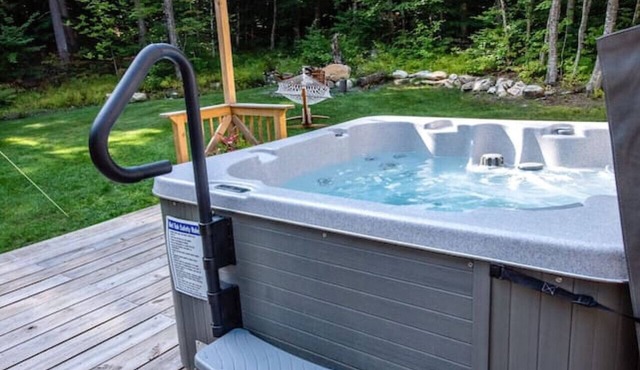 Dream Stratton Forest Cabin w/Hot Tub & Fast WiFi