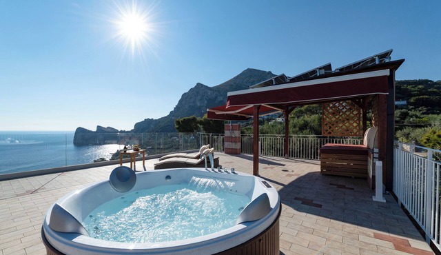Dream terrace apartment with breathtaking views of Nerano Bay