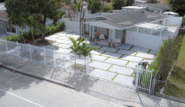 Dream Vacation House 4B/2B Miami, FL