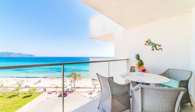 DREAMLIKE luxury apartment with gigantic sea view 6. FLOOR